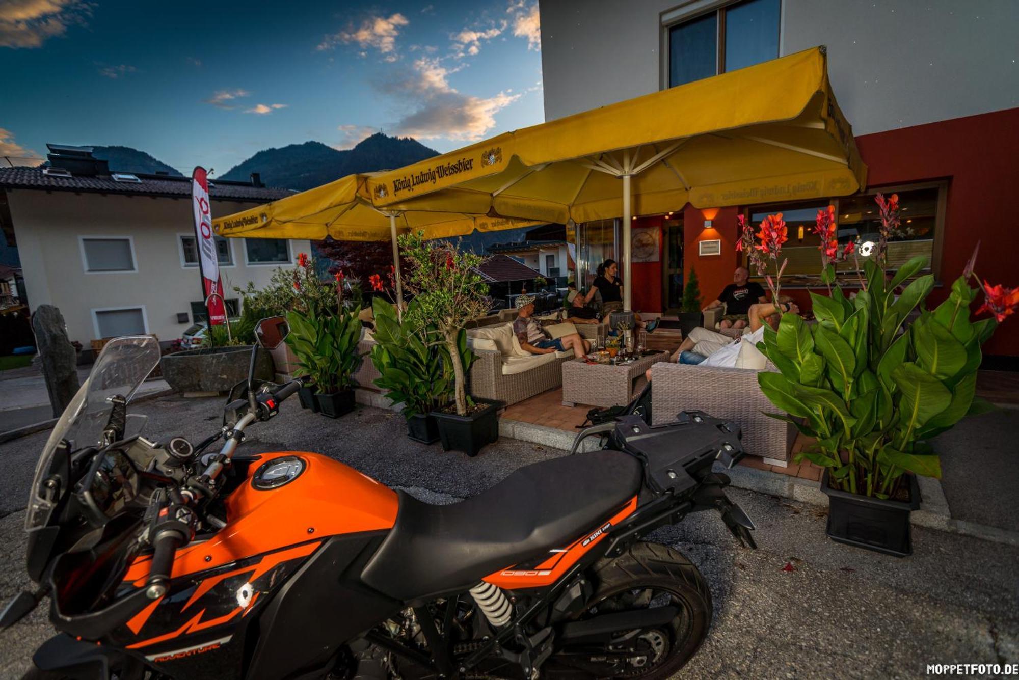 Das Sonnleiten Ski- Und Motorradhotel Bruck Im Zillertal Bruck am Ziller Exterior photo